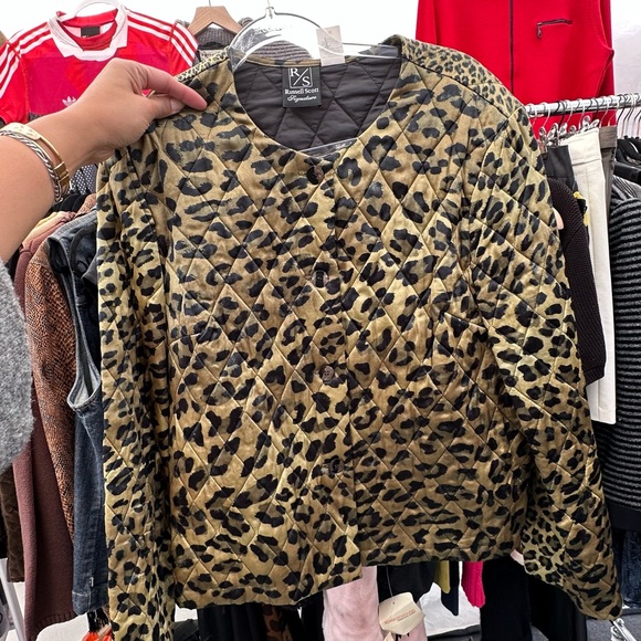 VINTAGE Animal Print Quilted Puffy Jacket RARE - Picture 2 of 8